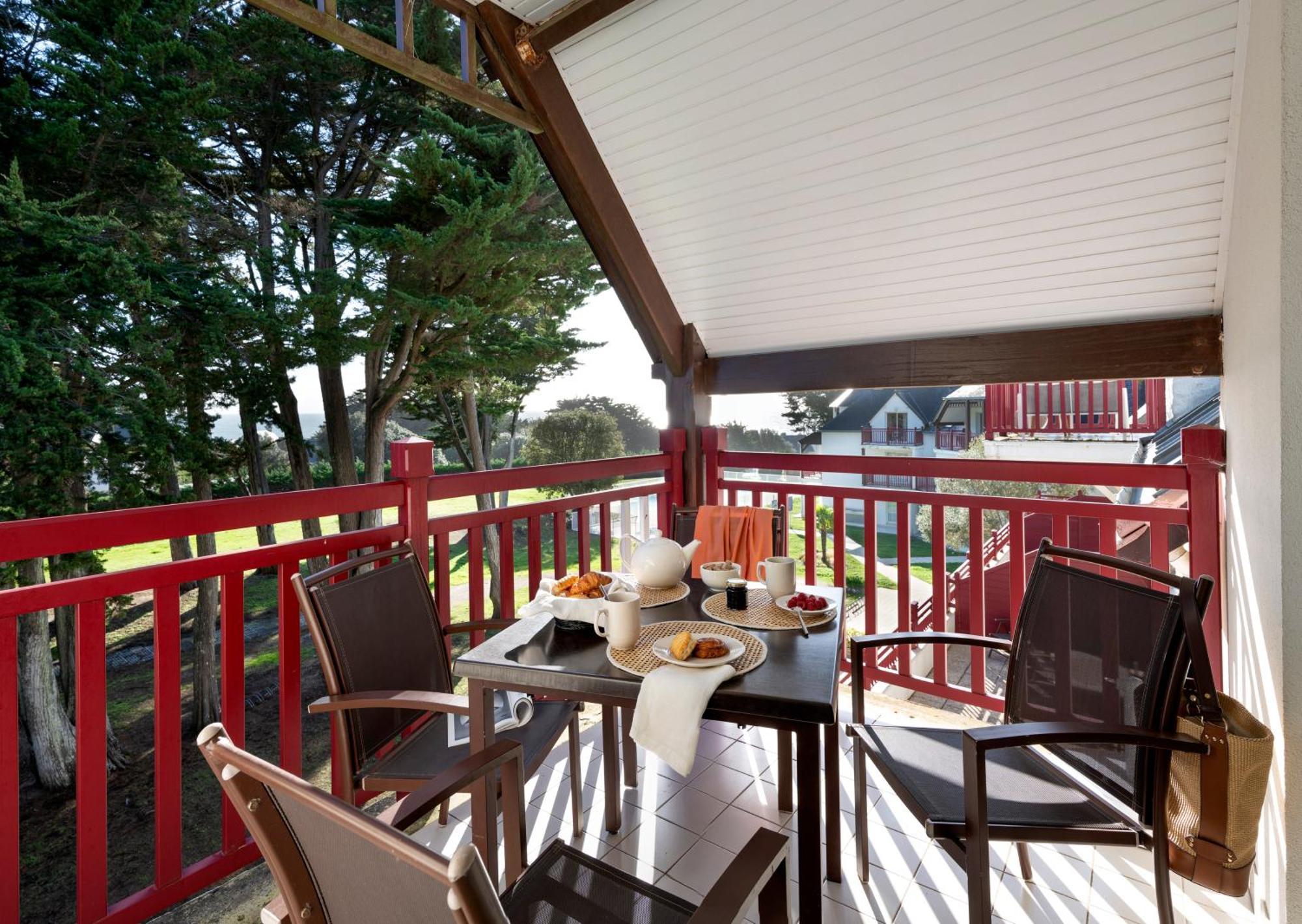 Residence Pierre & Vacances Premium Le Domaine De Cramphore Le Pouliguen Exterior photo